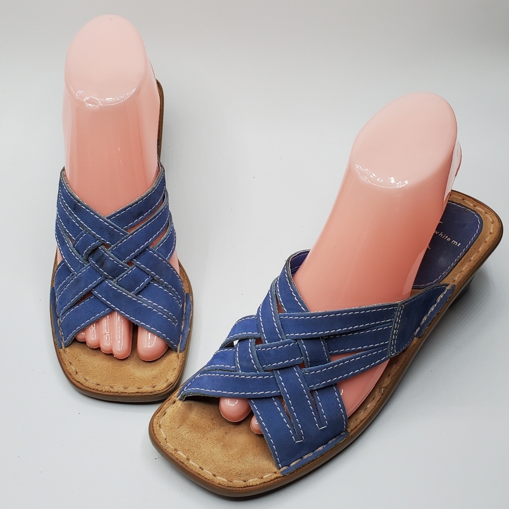 White Mountain Aruba blue leather chunky 2.25" heel size 7 sandal